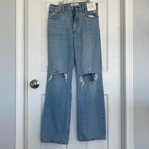 Abercrombie 30/10R the 90s relaxed high rise jean